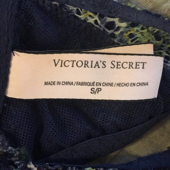 Victoria’s Secret Lace Bralette Racer Back Small - Picture 3 of 4